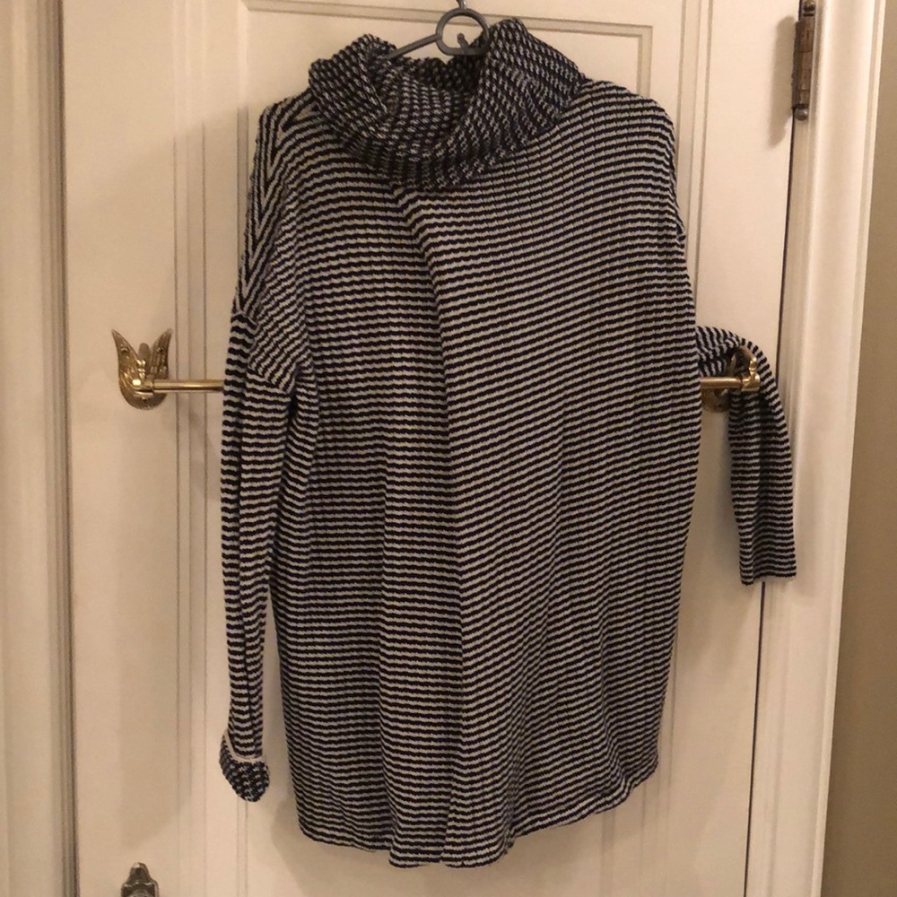 Cabi never worn sweater